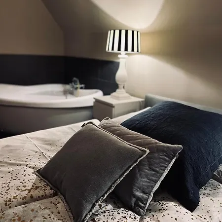 Bed & Breakfast Ring Residenz In Direkt Am Nuerburgring