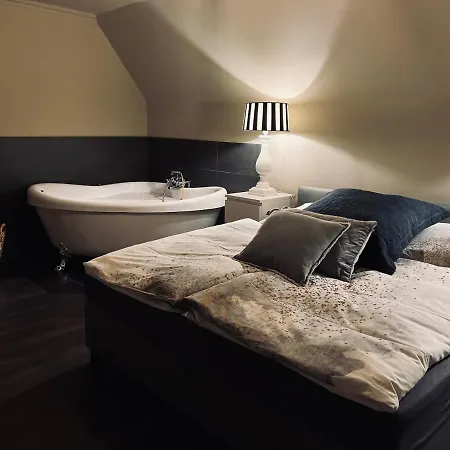 Bed & Breakfast Ring Residenz In Direkt Am Nuerburgring Adenau