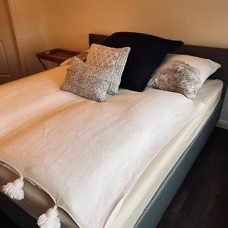 Bed & Breakfast Ring Residenz In Direkt Am Nuerburgring Adenau