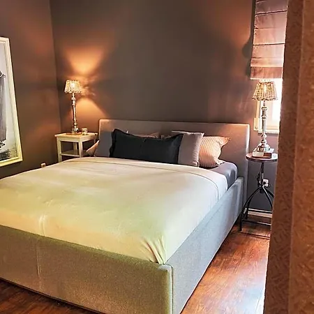 Ring Residenz In Direkt Am Nuerburgring Bed and Breakfast 3*