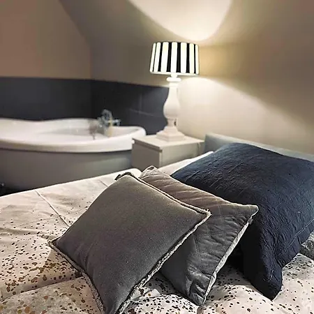 Ring Residenz In Direkt Am Nuerburgring Bed and Breakfast 3*