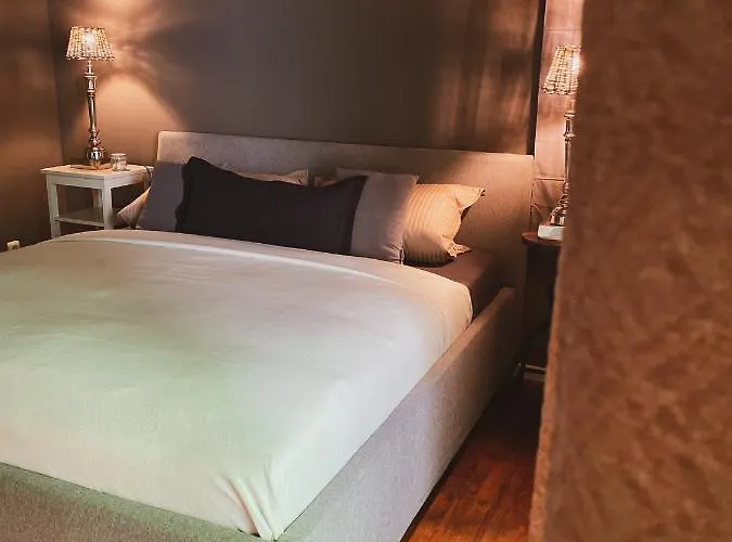 Ring Residenz In Direkt Am Nuerburgring Bed & Breakfast 3*